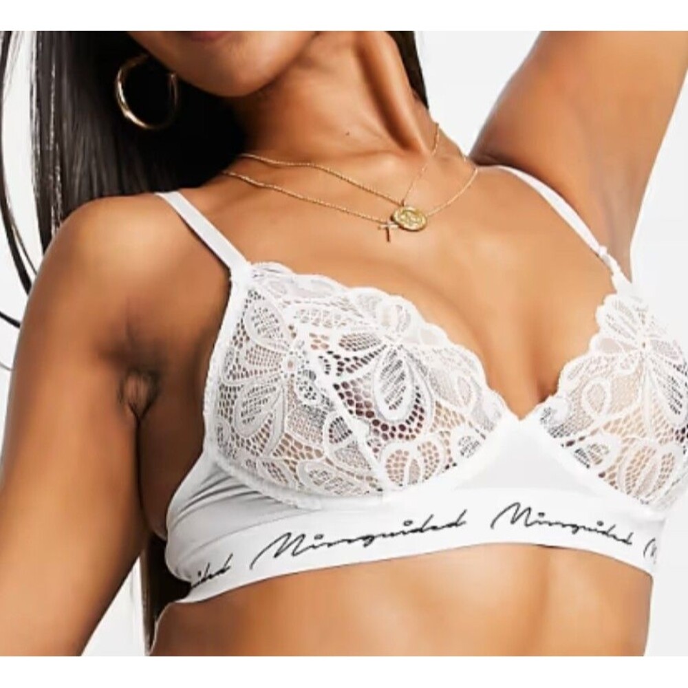 Missguided‎ White Floral Lace Bralette Script Logo Elastic Band 32D E2403687